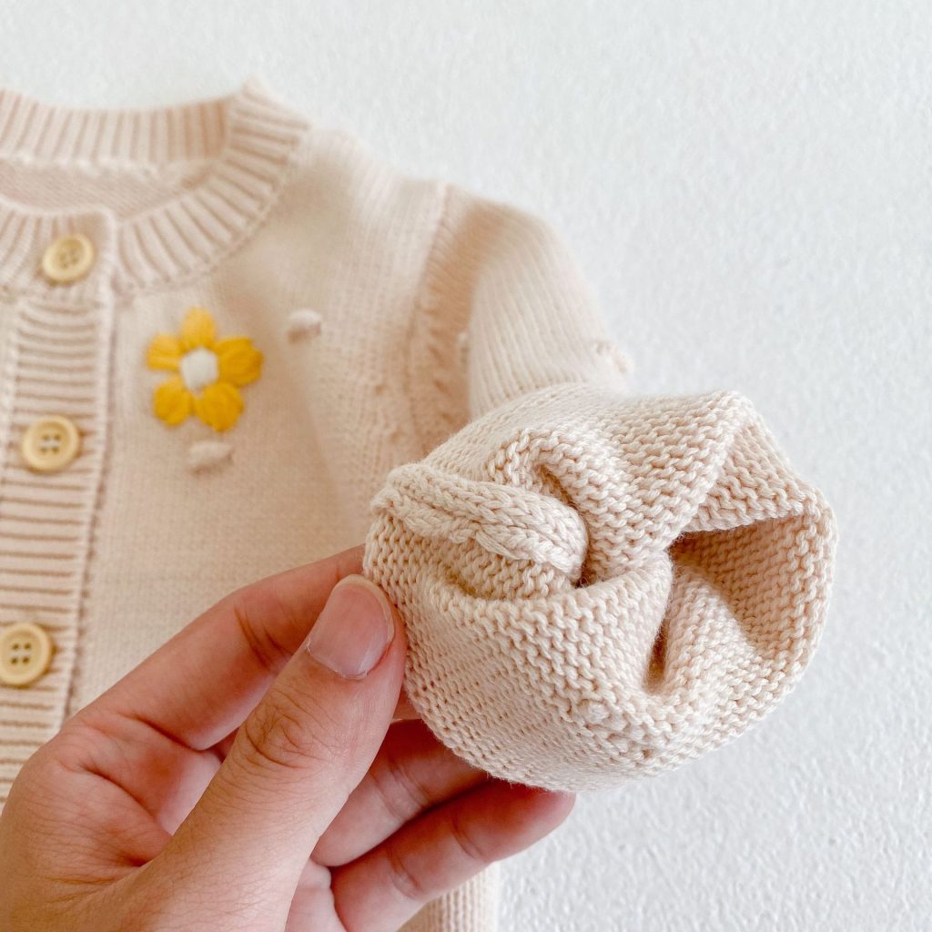Baby Cardigan Knitting Pattern 8