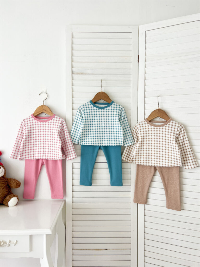 Fleece-lined Top and Bottom Set for Autumn 2