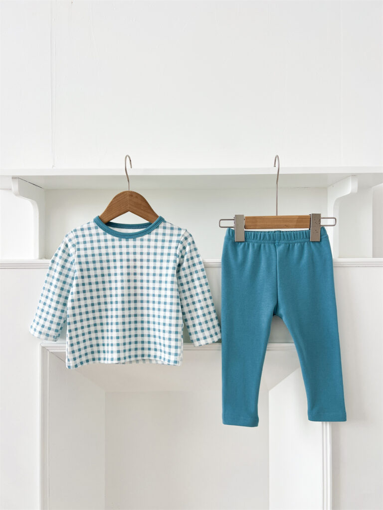 Fleece-lined Top and Bottom Set for Autumn 3