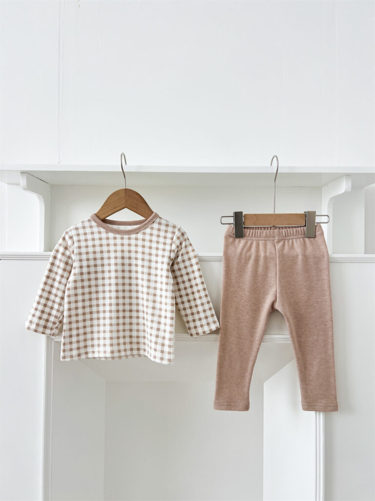 Fleece-lined Top and Bottom Set for Autumn 5