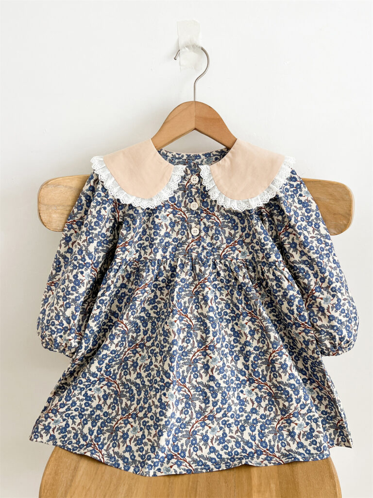 Floral Long-sleeved Dress 3